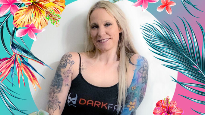 Mistress Kora Bell to Attend XBIZ Miami as Darkfans Ambassador